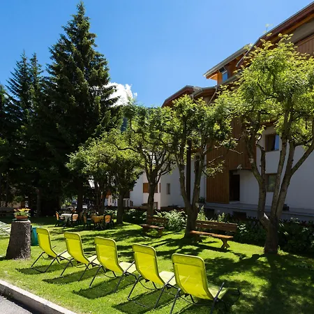 Hotel Alpina-3
