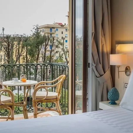 Hotel Capri (Adults Only)-3