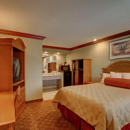 Thunderbird Lodge-2