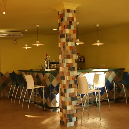 Hotel Ayamontino-3