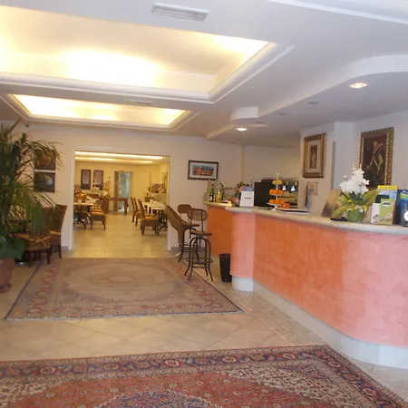 Hotel Nedy-3