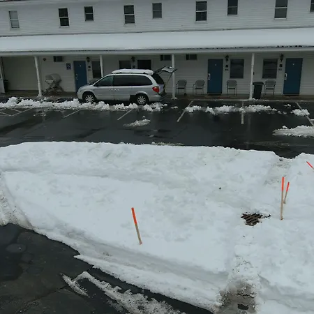 Colonial Motel-3