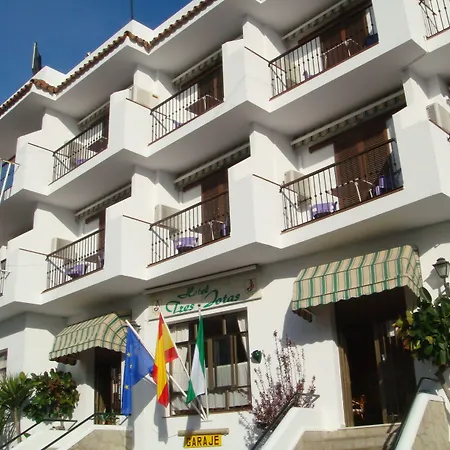 Hotel Tres Jotas Conil-3