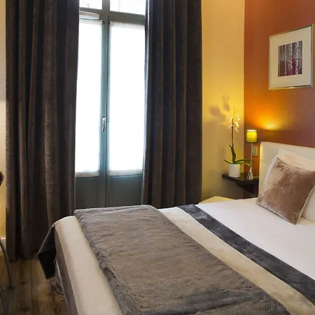 Hotel des Arceaux-3