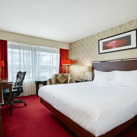 Hilton Garden Inn Aberdeen-3