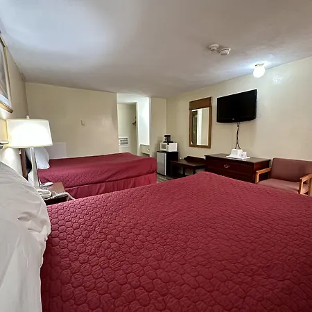 Red Carpet Inn Pulaski-3