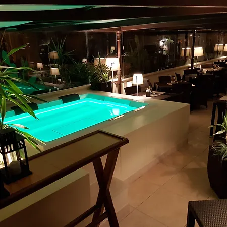 Suite Hotel Santa Chiara-2