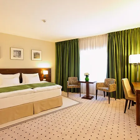 Capital Plaza Hotel-2