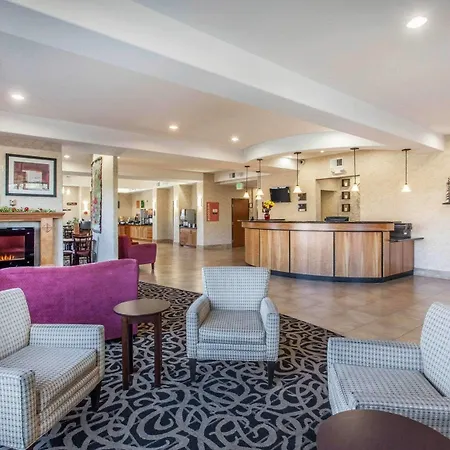 Comfort Suites Wenatchee Leavenworth-2
