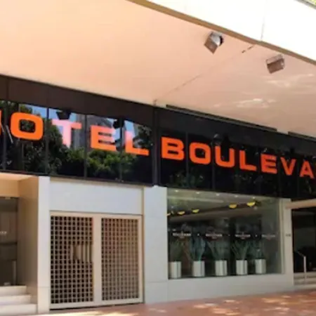 Boulevard Plaza-3