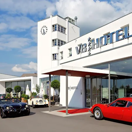 V8 Hotel Motorworld Region Stuttgart-3
