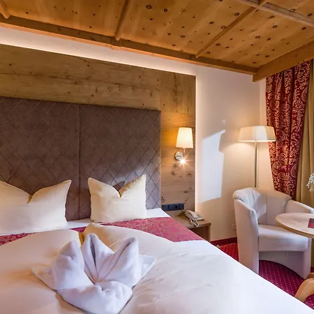 Alpenherz Hotel Garni-3
