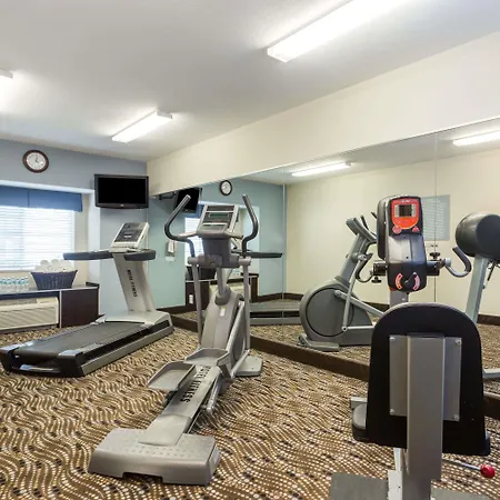 Microtel Inn & Suites By Wyndham Spring Hill/Weeki Wachee-3