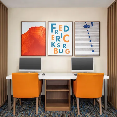 Holiday Inn Express Hotel & Suites Fredericksburg By Ihg-2
