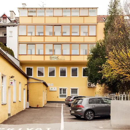 Basic Hotel Innsbruck-2
