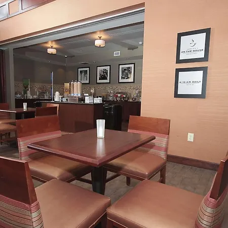 Hampton Inn & Suites Vineland-2
