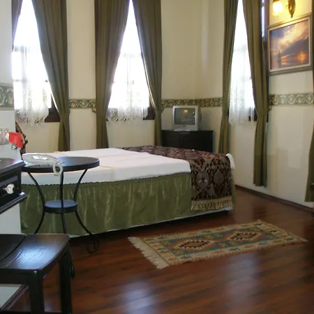 Deja Vu Hotel-2