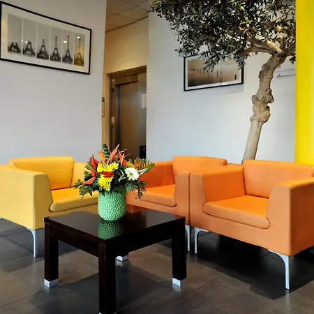 Ibis Styles Paris Gennevilliers-3