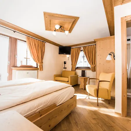 Hotel Capriolo-3