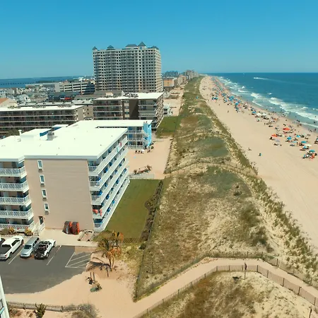 Sealoft Oceanfront Hotel-3
