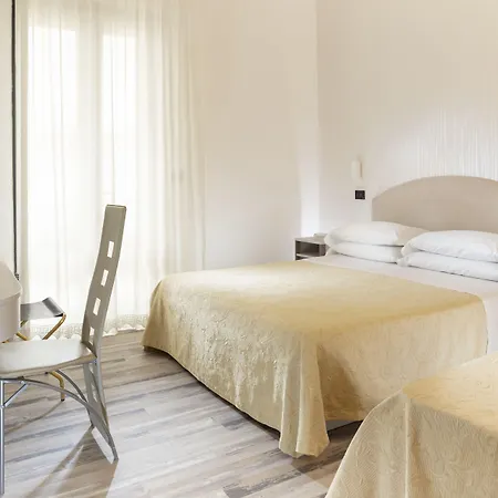Hotel Strand-3