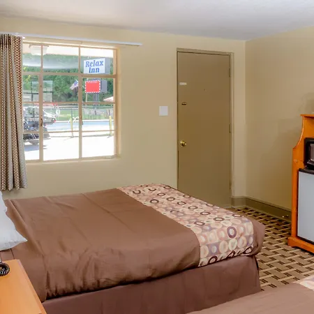 Relax Inn - Bryson City-3