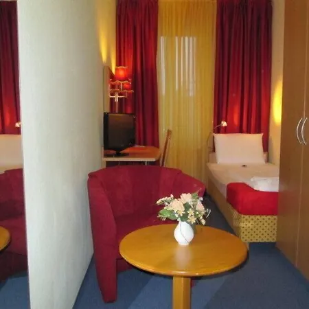 Hotel am Hauptbahnhof-3