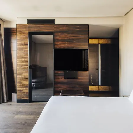 Hotel Bagues, A Small Luxury Hotel Of The World-3