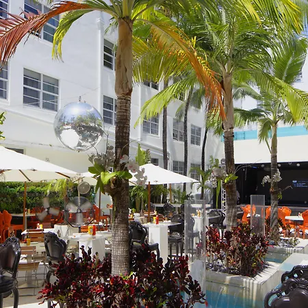 Hotel Breakwater South Beach-2