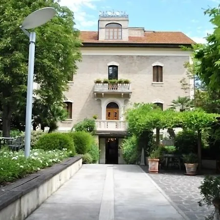 Deco Hotel-3