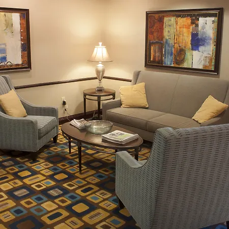 Holiday Inn Express & Suites Youngstown West I 80, An Ihg Hotel-2