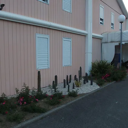 Quick Palace Vannes-2