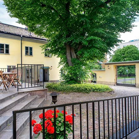 Hotel Hellstens Malmgard-2