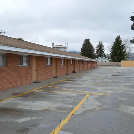 Skyline Motor Inn-3