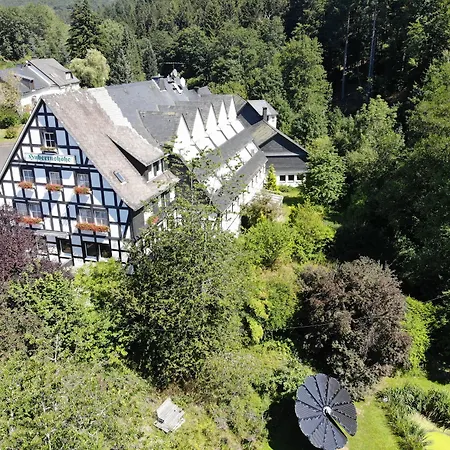 Hotel&Gasthof Hubertushöhe - Ihr Hotel für Urlaub mit Hund-3