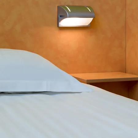 The Originals Access, Hôtel Saint-Flour (P'tit Dej-Hotel)-3