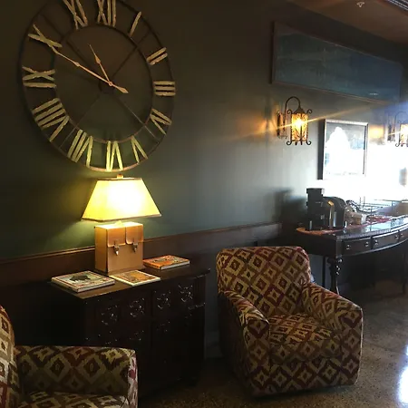 The Campbell Hotel-2