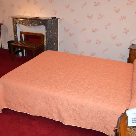 Hotel Au Chapon Fin-3
