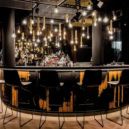 Motel One Stuttgart-Mitte-2