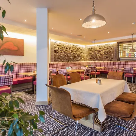 Hotel Bacher Asitzstubn-3