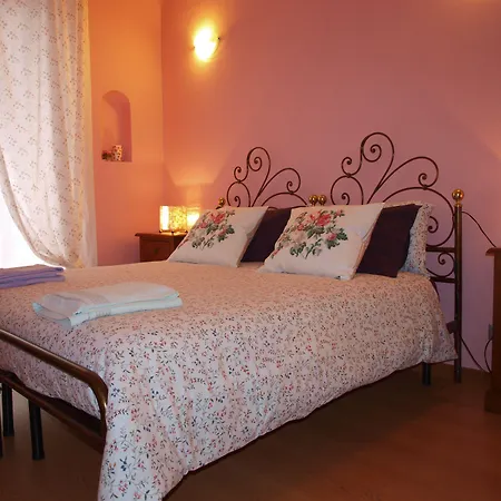 Duca'S Guest House-2