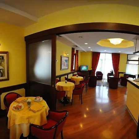 Hotel Regent - In pieno Centro-2