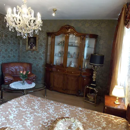Weena House-3