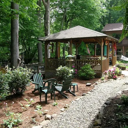 Jonathan Creek Inn-2