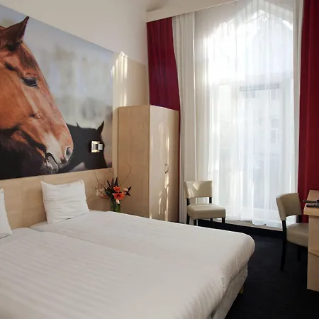 Hotel Iron Horse Amsterdam-3