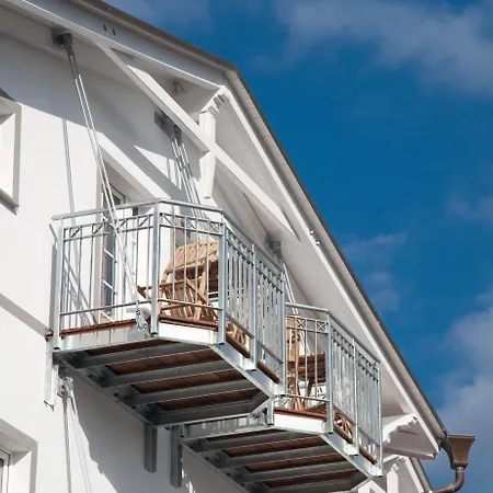 Hotel Stranddistel Rügen-2
