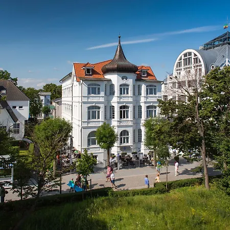 Strandhotel Binz-3