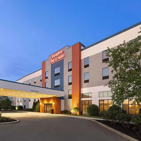 Hampton Inn & Suites Harrisburg-2