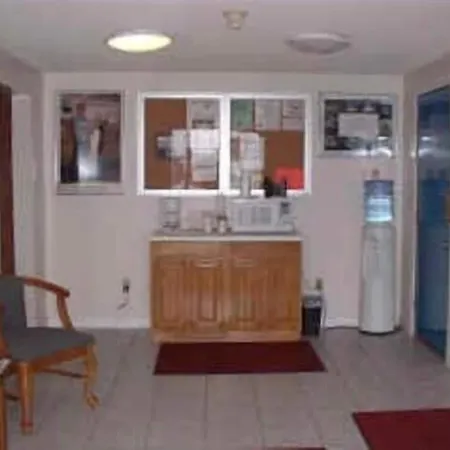 Port Lodge Motel-3