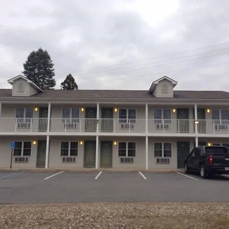 All Suites Inn Budget Host-2